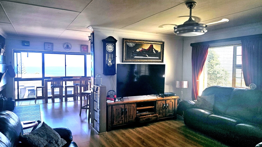3 Bedroom Property for Sale in Dana Bay Western Cape
